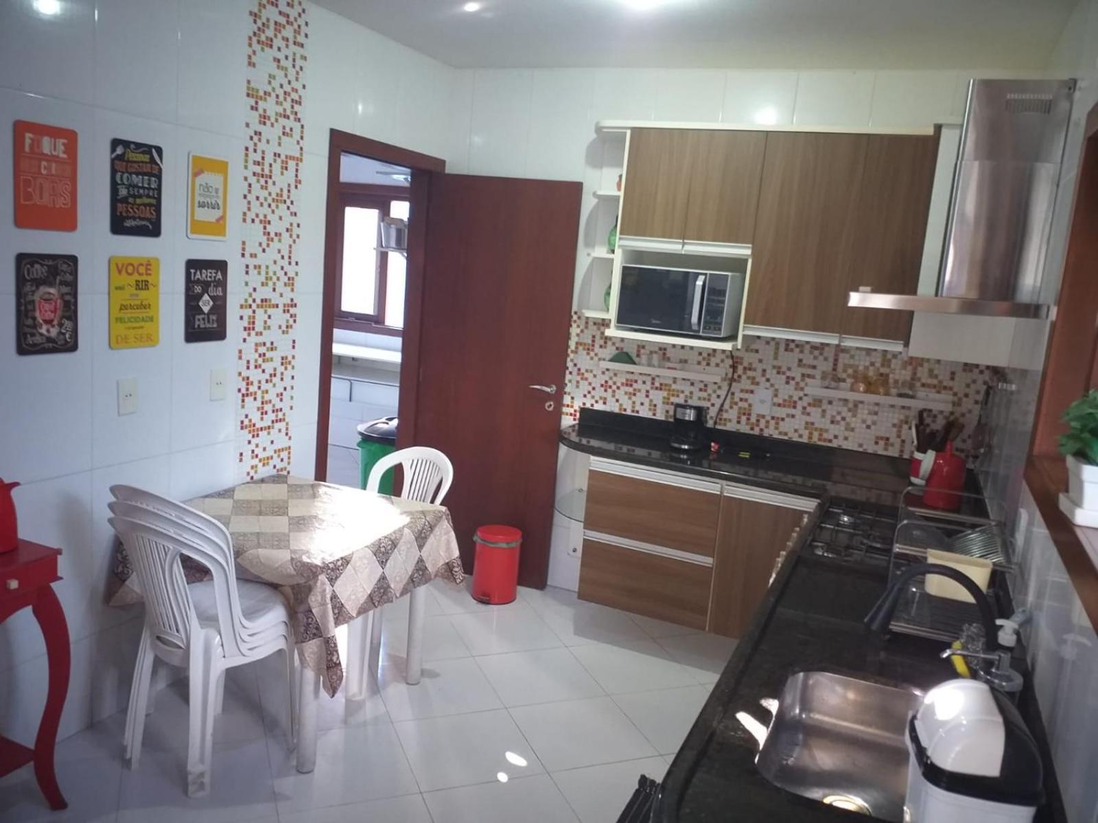 Linda Casa Com Piscina Em Interlagos Vila Velha Es Villa ภายนอก รูปภาพ