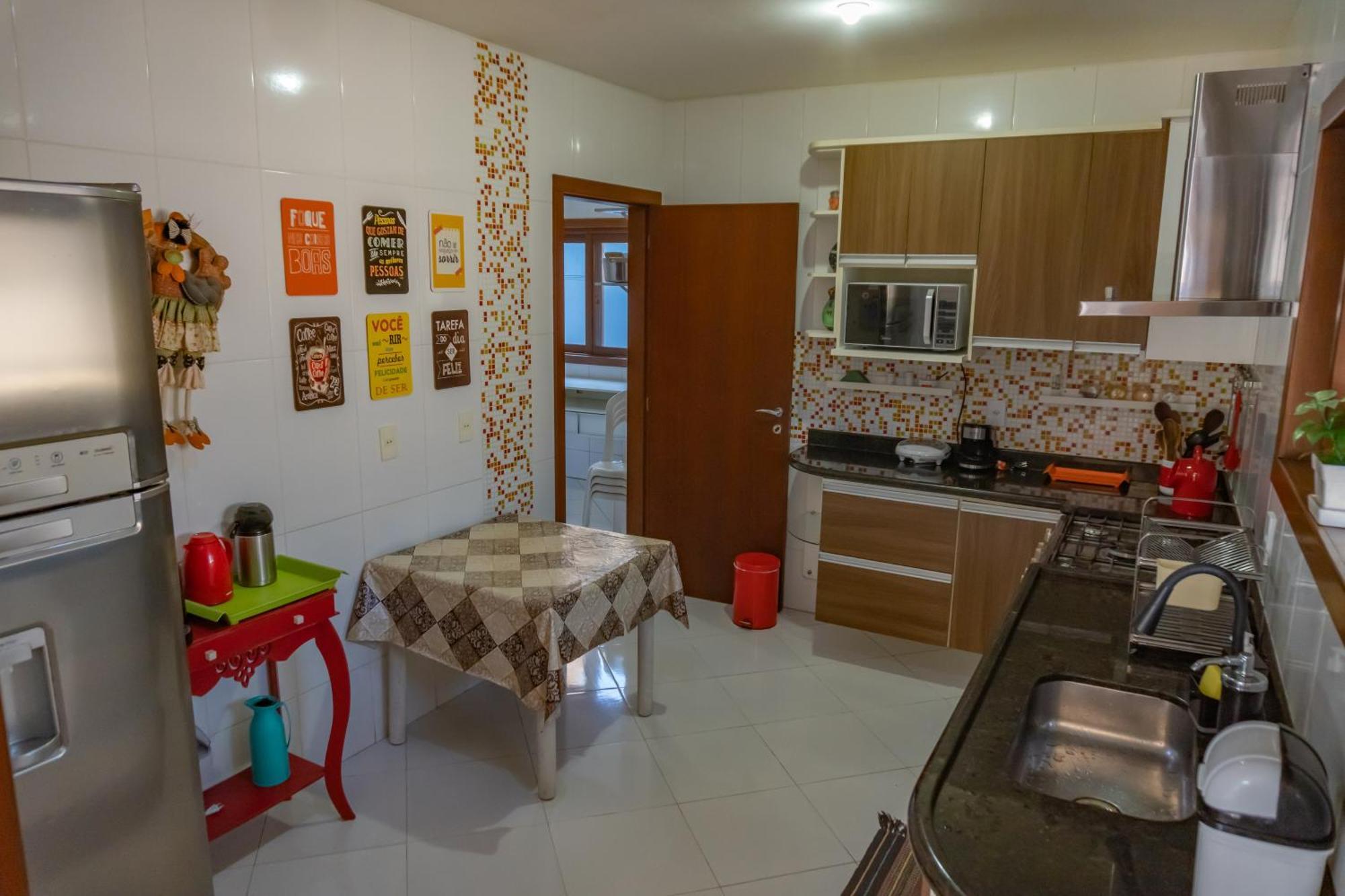 Linda Casa Com Piscina Em Interlagos Vila Velha Es Villa ภายนอก รูปภาพ